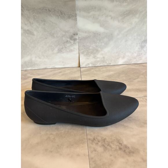 Crocs Iconic Comfort Womens 9 Eve Black Ballet Flat Pointed Toe solid 203433 - Picture 1 of 6
